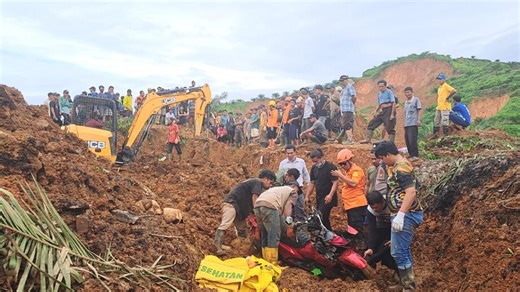 Indonesian rescuers search for survivors as the death toll from floods and landslides tops 300