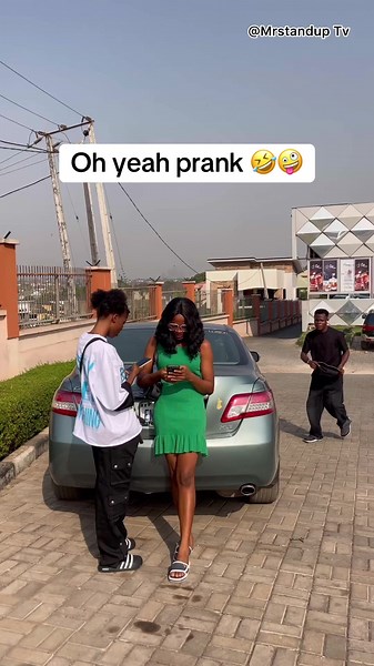 Hilarious Public Pranks: Oh Yeah Prank Compilation