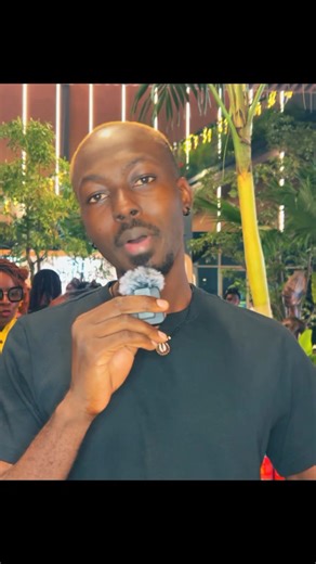 🎬 #Cinéma | Avant-première Retour en images sur la projection en avant-première du court-métrage « L’Enfant du pays », réalisé par Armand BREH et produit par Chantal Reine KADJO (Precis’K Label), en collaboration avec Ciné Lumière. 📍 Mardi 2 décembre 2025, au cinéma Pathé Abidjan. 🎬 : @cine_maniac225 #LEnfantDuPays #CinemaIvoirien #Culture | Abidjan Cine Scratch