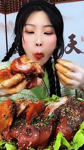 "My food is singing a delicious song. 🎶💖" | Delicious KH