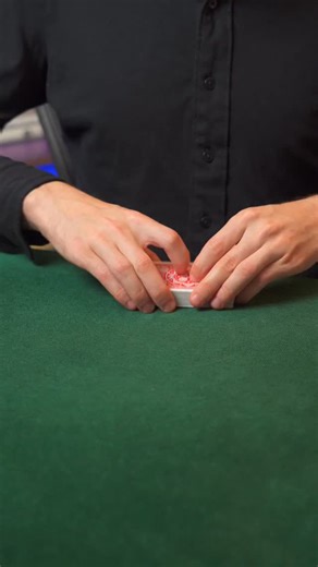 4.9K views · 298 reactions | See my show LIVE in NYC! Link to tix in bio. | Daniel Roy Magic | Facebook