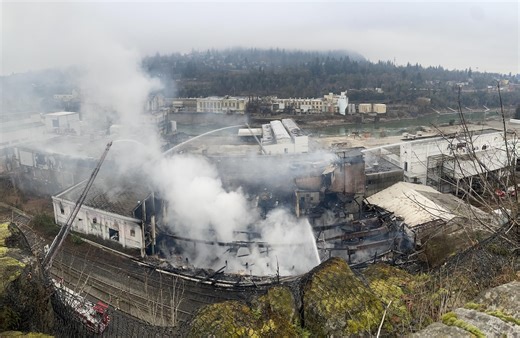 Expect smoke over Oregon City as fire at former paper mill smolders