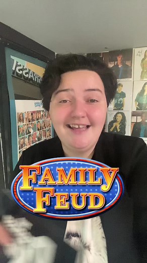 How did you do? Leave your answers in the comments! #degrassi #familyfeud #game #mannysantos #degrassitng #degrassitok