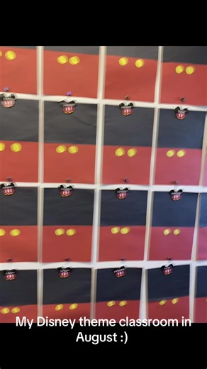 Disney classroom in August , it has gotten better since then .i love going to school everyday and spread Disney magic to my students . #disney #disneyclassroom #fyp #disneyadult #teachersoftiktok @ViajaDisney @Disney @Walt Disney Animation Studios