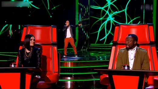 His voice control and raspy sound has the Coaches amazed #TheVoice #BlindAuditions | The Voice Global
