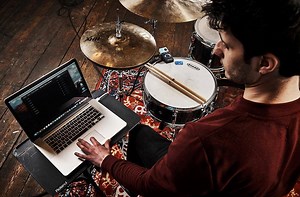 Use RT-MicS to import original samples and break the rules onstage. When you’ve got a killer drum sound in mind, the RT-MicS is the fastest way to get it into your live performance. First, download the free RT-MicS Sender software for transferring your original sample data to the unit. Then import up to eight sounds (10 seconds max) via USB and get creative. You could mix your acoustic snare and toms with sound effects, or layer them with other instruments that you can’t bring to the gig, like g