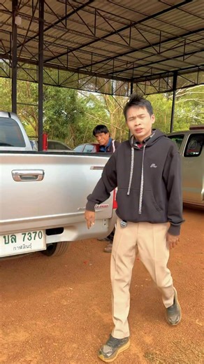 อมรรถบ้าน บอลบอลย์ ตัวท็อป on Instagram: "ดีแมกซ์ตัวสุดท้ายปี 2011 เครื่องดีเซล 2.5 #โทรจนกว่าจะรับ"