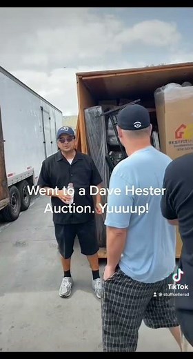 Went to a Dave Hester Storage Wars Auction.