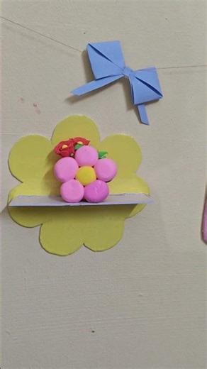 Diy clay flower vase ⚱️🌺//with voice over😜🤪. //#desk decor//#flowervase//#clay art 🤩//Snuggle Bunny