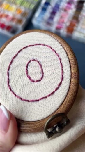 easy DIY t shirt embroidery tutorial for beginners #embroidery #diy #handmade #tshirtdesign #tshirt
