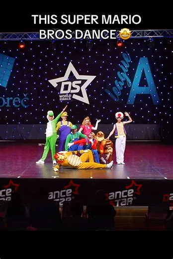 IU Senior side dance team hiphop #supermario #supermariobros #mario #luigi #wario #yoshi #donkeykong #peach #hiphopdance #hiphopdancer #groupdance #danceperformance #fyp #foryou #viral