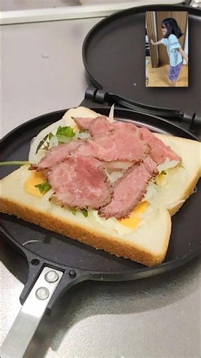 ローストビーフ＋山葵マヨサンド| Roast Beef & Wasabi Mayo Sandwich