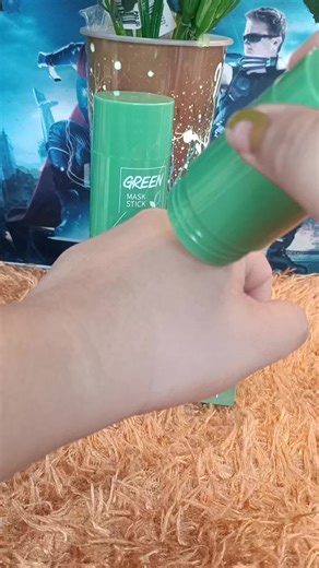 “Tested ko na itong GREEN Mask Stick—simple, fresh, at ang sarap sa balat! 💚✨” #GreenMaskStick #SkincareRoutine #FreshSkin #YESHUI #SelfCarePH