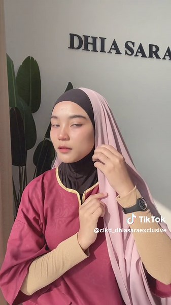 Alice pakai code pinky ,pakai cara ini tak sampai 1 minit dah siap labuh depan labuh belakang, jangan lupa grab selagi ada promo semua !!!!!! Tekan bag kuning sekarang!!!#fyp #tutorials