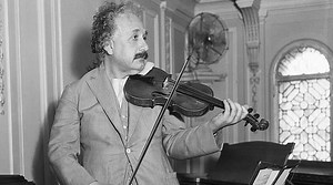 Albert Einstein's violin fetches £373,000 at New York auction