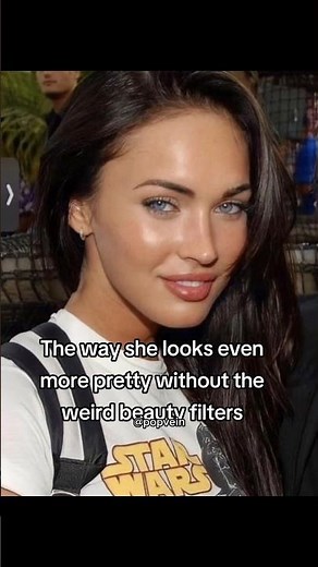 The way Megan Fox looks even more pretty without the weird beauty filters 😩