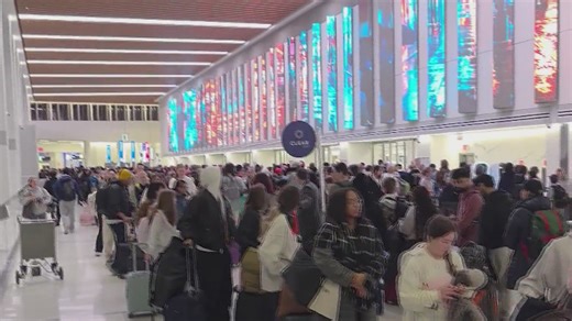 Flyers wait over 3 hours at NYC airport TSA