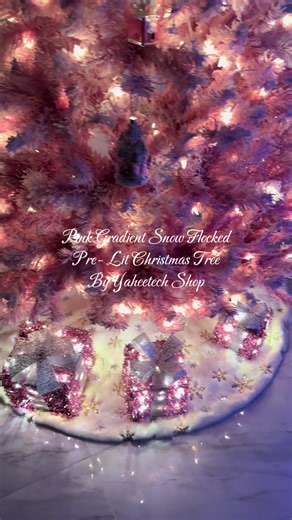 This Pink Gradient Tree From Yaheetech is so pretty! I love how the pink fades up to white. The branches are flocked and nice and full. I love that it’s pre lit and has beautiful warm lights. Click on the shopping bag to check out all of the beautiful trees and sizes. @Yaheetech Shop #christmastrees #christmastree #christmasdecorating #christmasdecor #tree