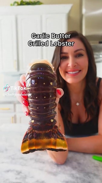 Grilled lobster tails dripping in garlic butter and kissed by fire 🦞🔥🍋 This one’s for the seafood lovers, don’t skip the grilled lemons 😮‍💨 #GrilledLobster #SeafoodGoals #LobsterTails #GrillTok #ButterLover #ChefTok #SummerEats #TikTokFoodie