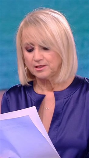 Che Tempo Che Fa on Instagram: "“Io credo che il senso del nostro stare al mondo sia soprattutto questo: accorgersi”. - Luciana ❤️"