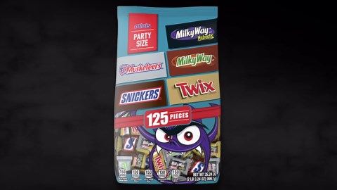 Mars Mixed Snickers, Twix, Milky Way & 3 Musketeers Chocolate Halloween Candy - 125 Ct