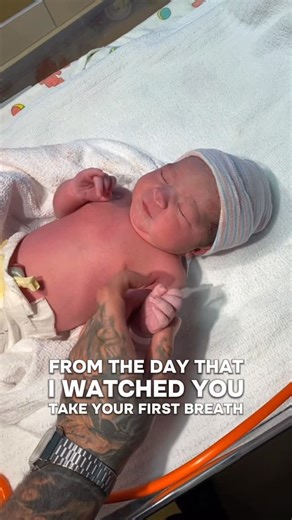 RONNIE BANKS on Instagram: "My Avayah Leilani “BEHH” is turning 6 🎊 Daddy loves you so much, I’m so proud of the person you’ve become. Your knowledge, bad a** attitude and your dedication will make you into the most beautiful and independent young lady. But most of all BEHH daddy loves your heart. 🩷🎀"