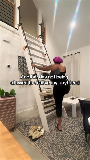 T🎥TSI💋NNA on Instagram: "I gotta get rid of him 😒"