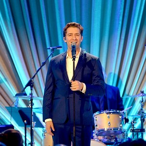 Matthew Morrison's Post Glee Life: Finding Neverland on Broadway—Watch Now!