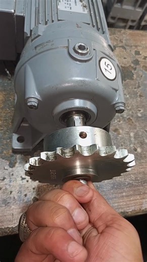 167K views · 1.7K reactions | Easy way to install sprocket on gear motor shaft #gear #gearbox #gearmotor #reducer #reelschallenge #fbreelsfypシ゚ https://www.youtube.com/@PS.PerfectSkills | Perfect Skills | Facebook