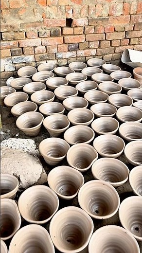 How a Skilled Maker Turns Clay into a Perfect Plant Pot #shorts