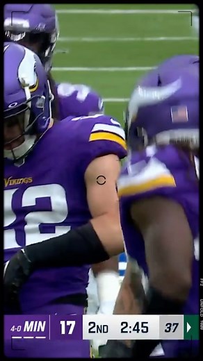 Harrison hit the discount double check 😂 #SKOL | @aaronrodgers12 | @harrismith22 | vikesverified