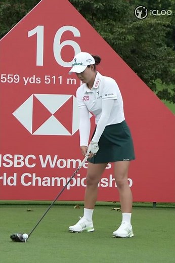 Strong winds are no match for Minjee Lee's swing!