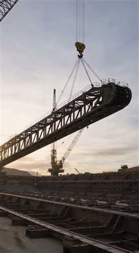 Revolutionizing Mining: The Self-Moving Open-Pit System