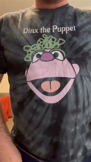 𝔻𝕚𝕟𝕩 𝕥𝕙𝕖 ℙ𝕦𝕡𝕡𝕖𝕥 on Instagram: "Don’t give to me, help the hurricane victims. #hurricanemelissa #hurricanrelief #convoyofhope"