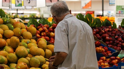 Labor rejects $40 fuel cap as over 500 stations run dry