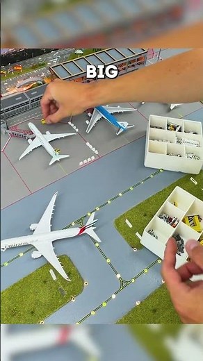Setting Up GSE At A 1/400 Scale Model Airport ✈️