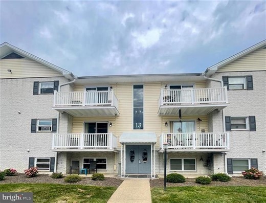 13 Warren Lodge Ct #1-B, Cockeysville, MD 21030 - MLS MDBC2159168 - Coldwell Banker