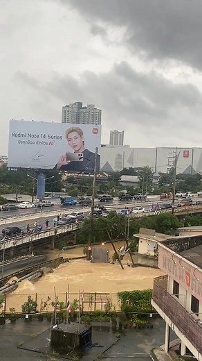 131K views · 1.2K reactions | SONGKHLA - Hat Yai yesterday - Transformer explosion cr : @thanapornmik on TikTok | Stay in Thailand | Facebook