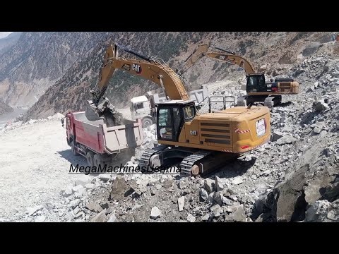 CAT Excavator Training Excavator Digging Big Drain & Water Canal & truck loading MegaMachinesUsama