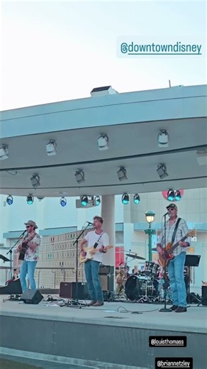 #choosintexas #surfingcowboys #ellalangleymusic #downtowndisney #california