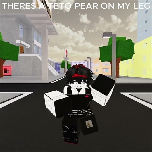 What is this Teto pear doing on my leg #roblox #teto