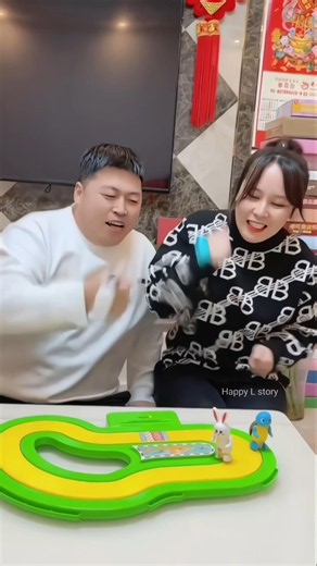 Brother Thought His Rabbit Would Win Easily Until His Sister Explained the Real Rules