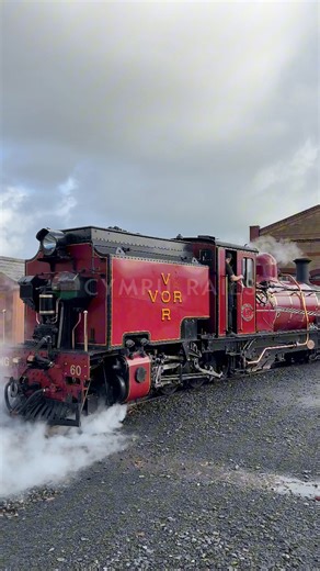 The mighty steam locomotive Garratt No. 60 “Drakensberg” is in steam and heading back to the shed at the Vale of Rheidol Railway! The atmosphere is electric as we gear up for this weekend's incredible Steam Festival. You don't want to miss seeing this powerful loco in action! #SteamTrain #HeritageRailway #RailwayHistory #TrainSpotting #Wales | Cymru Rails