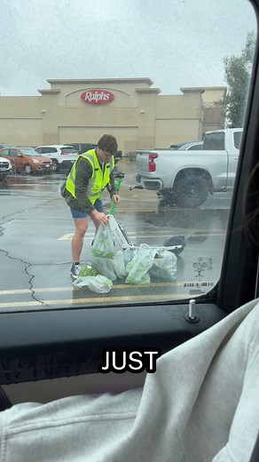 1M views · 3K reactions | Single father picks up groceries on scooter!  #fblifestyle #dad | Jamie and Blake | Facebook