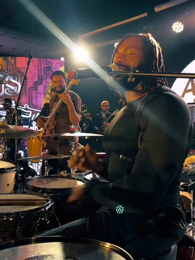 Just a little solo from benjamin james the king of the cave#drummer #fypシ #creatorsearchinsight #blowthisup #1k @boltonpercussion @ddrum_zbackup @ddrum_z