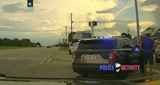 Woman With Child in Car Rams People And Police Cars To Avoid Arrest | Carscoops