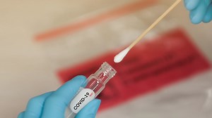 PCR vs. Rapid Tests: What to Know About COVID Testing in Illinois