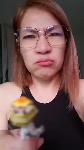 “What happens when I ask my sister to open my snack?” 😅 #funny #shorts #eating #nattayachannel