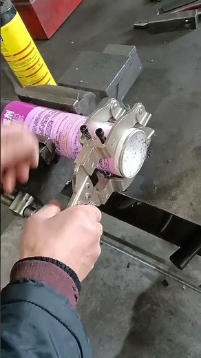 11" C-Clamp Pipe and Tube Clamp with 4 Pads Vise Grip for Welding Woodworking Locking Pliers