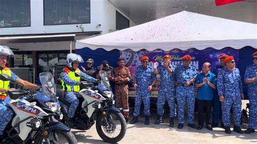 GUA MUSANG, 17 Mac 2026 – Majlis Pelancaran Op Prihatin Angkatan Pertahanan Awam Malaysia (APM) sempena Perayaan Aidilfitri Peringkat Zon Timur 2026 telah diadakan di Hentian R&R Shell Gua Musang, hari ini.